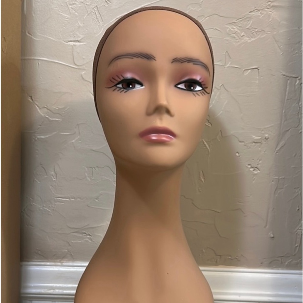 Lifelike Female Plastic Mannequin Head Wig Stand Realistic Hat Display H…